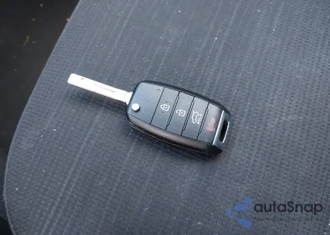 2015 Kia Sorento Lx из США, поврежденный, VIN 5XYKTCA64FG558117